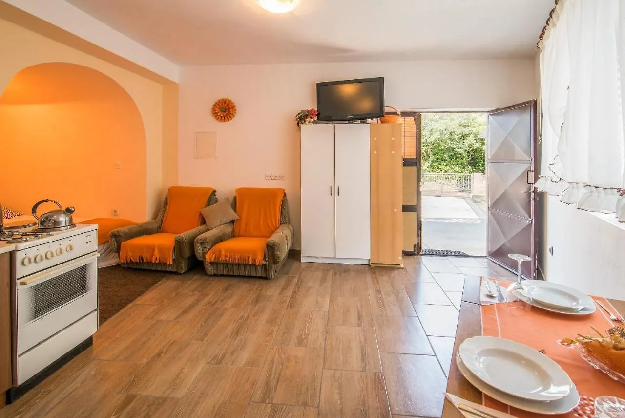 Apartments With A Parking Space Malinska