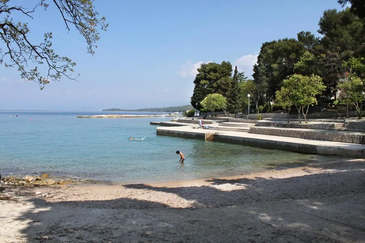 Apartments With A Parking Space Malinska