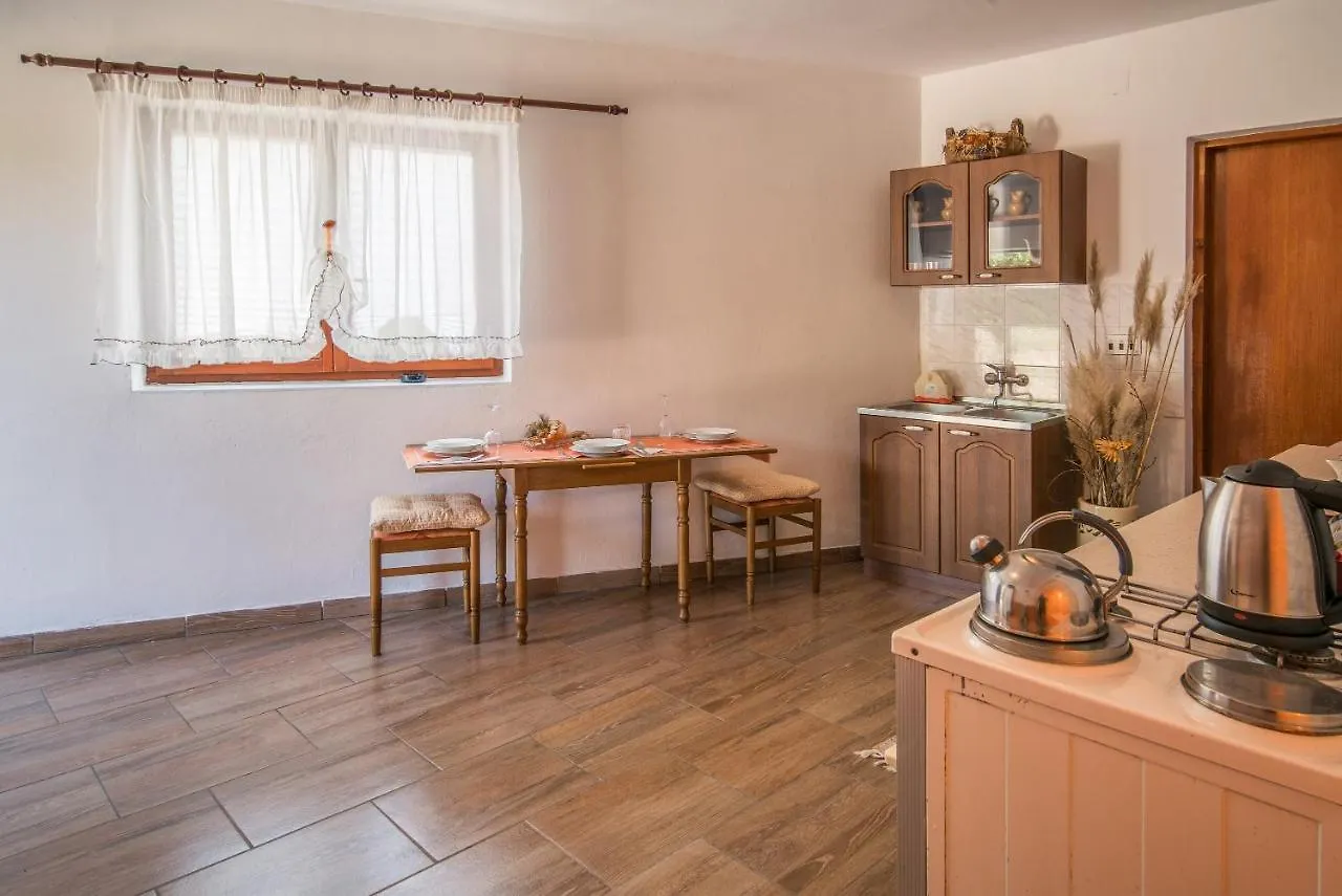 Apartments With A Parking Space Malinska